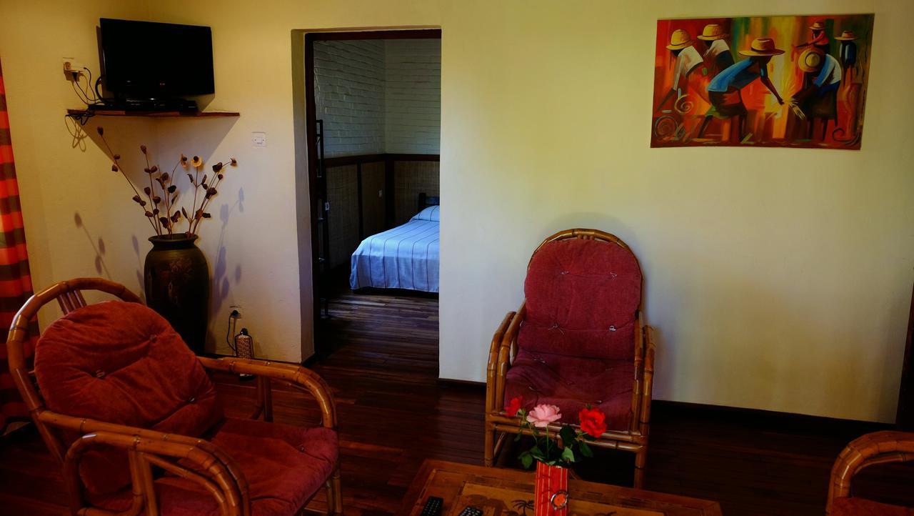 Eco Lodge Les Chambres Du Voyageur Antsirabe Buitenkant foto